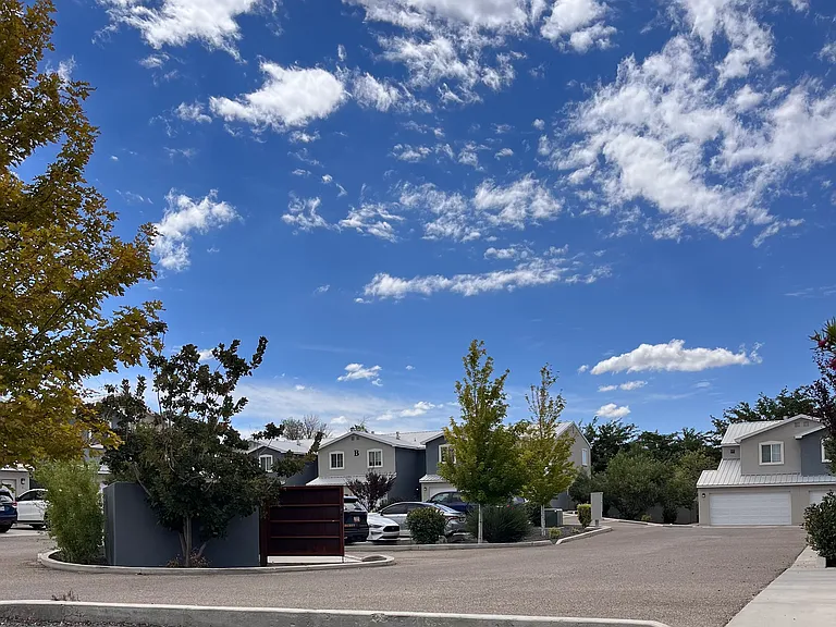 12844 Lomas Blvd NE — Photo 12