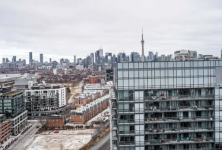 38 Joe Shuster Way #2201 — Photo 10