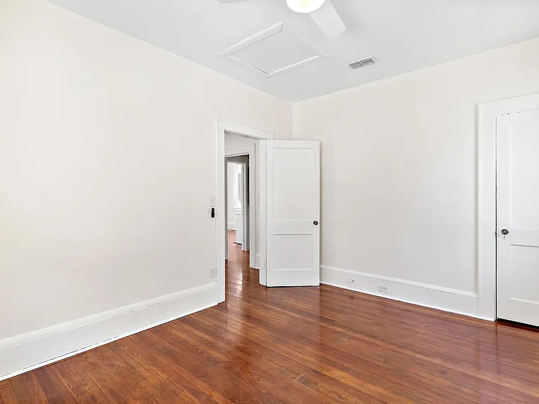2333 College St #2 — Photo 31