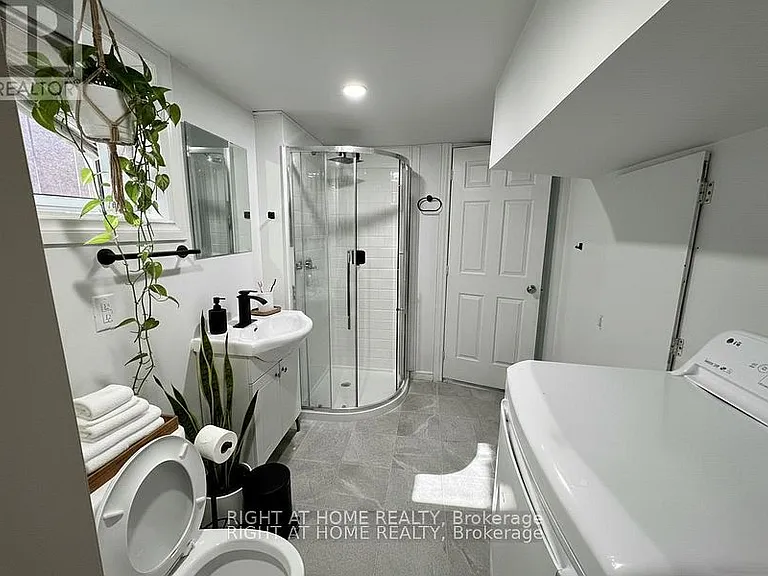 1395 Dougall Ave #BSMNT — Photo 10
