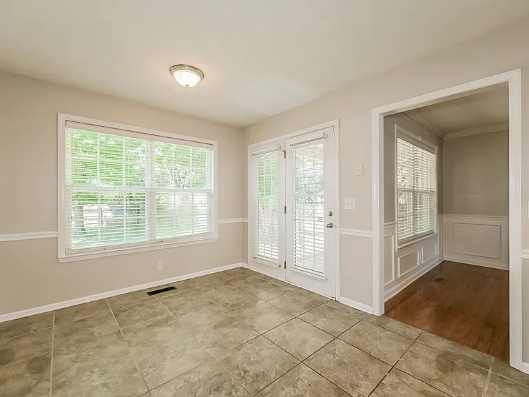 2521 Kilkenny Ct — Photo 8