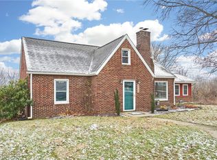 3519 Clark Mill Rd, Barberton, OH 44203