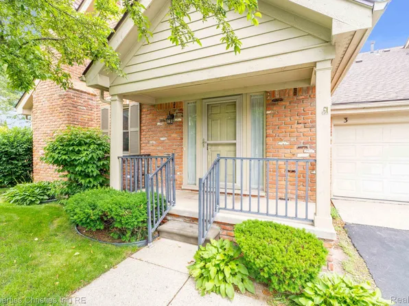 3 Cornell Ct #27, Dearborn, MI 48124