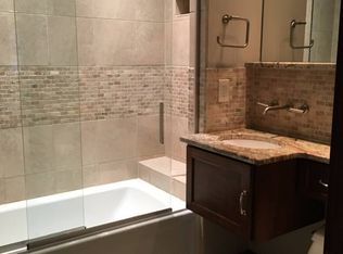 1135 Glenview Ave #1137, Milwaukee, WI 53213