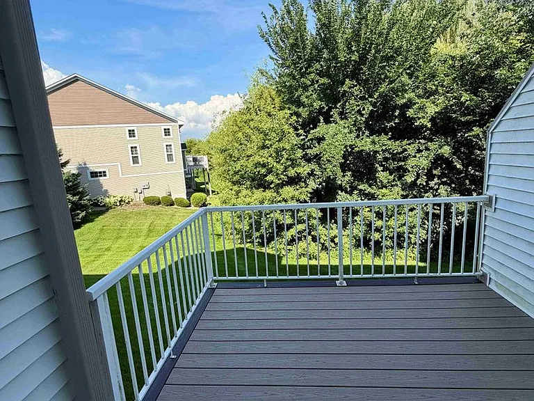15111 Louisiana Ave — Photo 2
