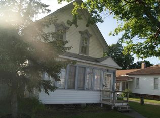 120 S Huron St, Cheboygan, MI 49721