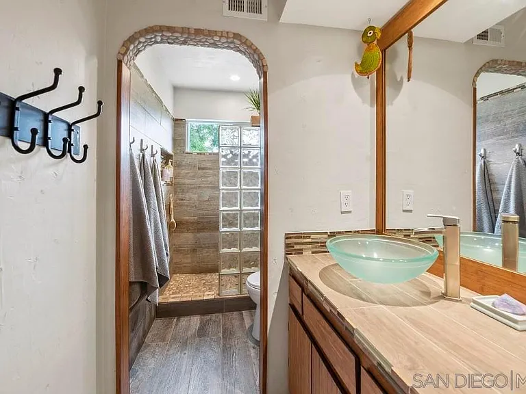 11205 Candleberry Ct — Photo 24