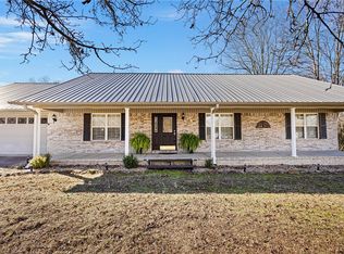 4 Trison Ln, Clarksville, AR 72830