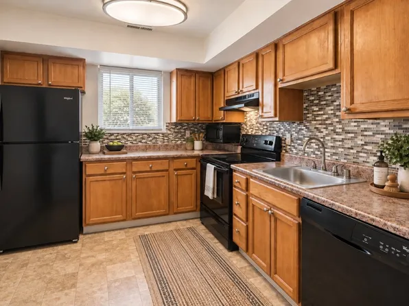 Willowood Apartment Homes