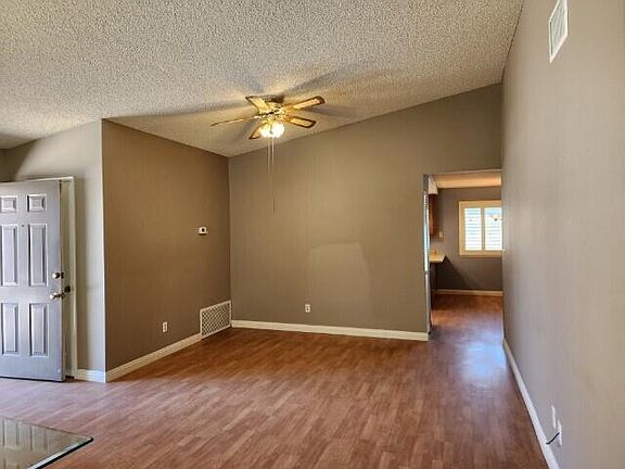 4th image of 43756 Claire Ct