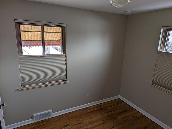 5th image of 7520 E 22nd Ave