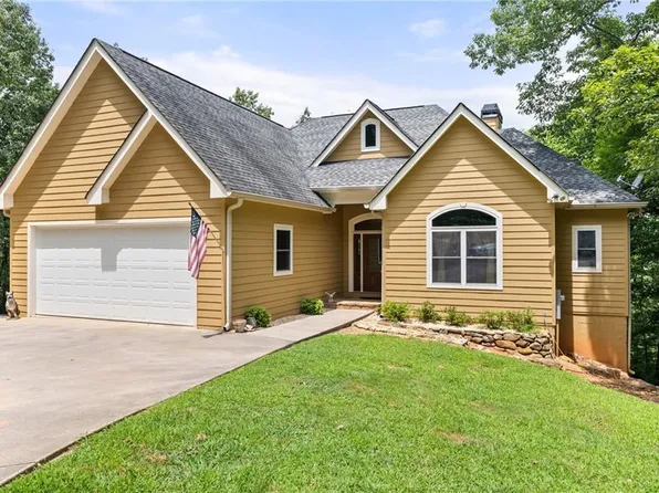 189 Soaring Hawk Trl, Cleveland, GA 30528