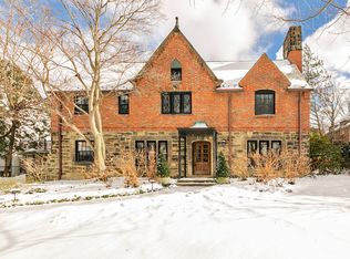 2699 Wadsworth Rd, Shaker Heights, OH 44122