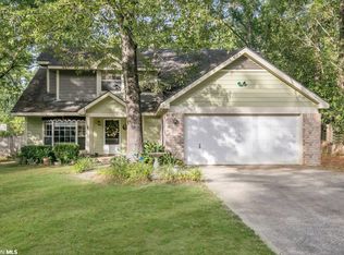 496 Ridgewood Dr, Daphne, AL 36526