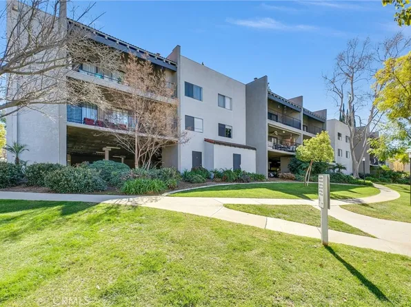 238 E Fern Ave APT 201, Redlands, CA 92373