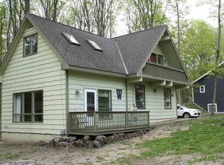 76 Wild Cherry Ln, Harbor Springs, MI 49740