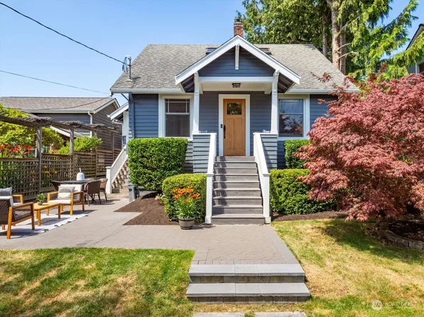 8011 30th Avenue NW, Seattle, WA 98117