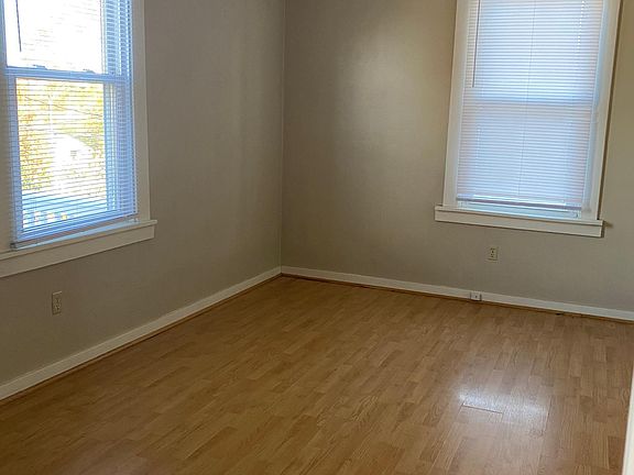4th image of 6744 Plateau Ave