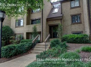 1645 Parkcrest Cir APT 101, Reston, VA 20190