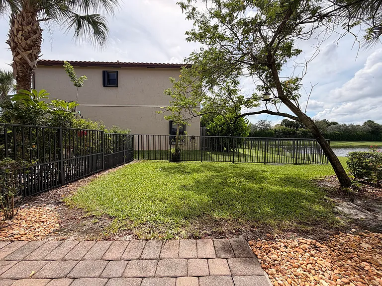 6145 Bangalow Dr — Photo 23