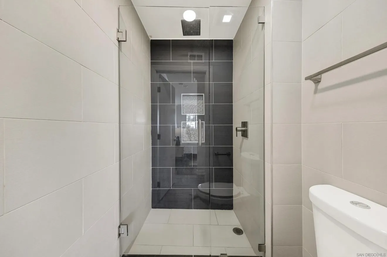 3 bed, 1148 sqft, $3,600 — Photo 3