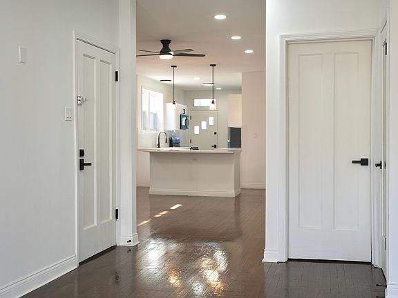 2nd image of 8040 S Rhodes Ave