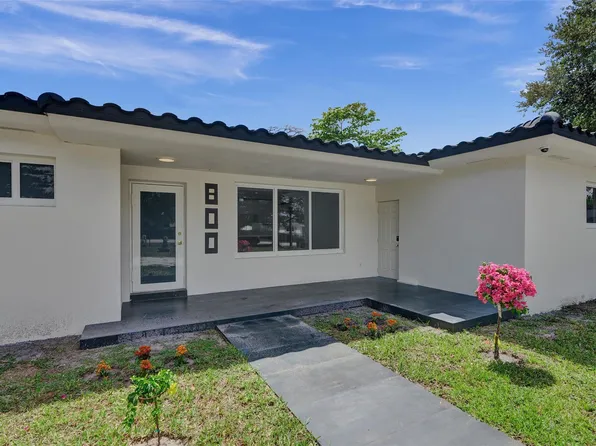 800 NW 153rd Street, Miami, FL 33169