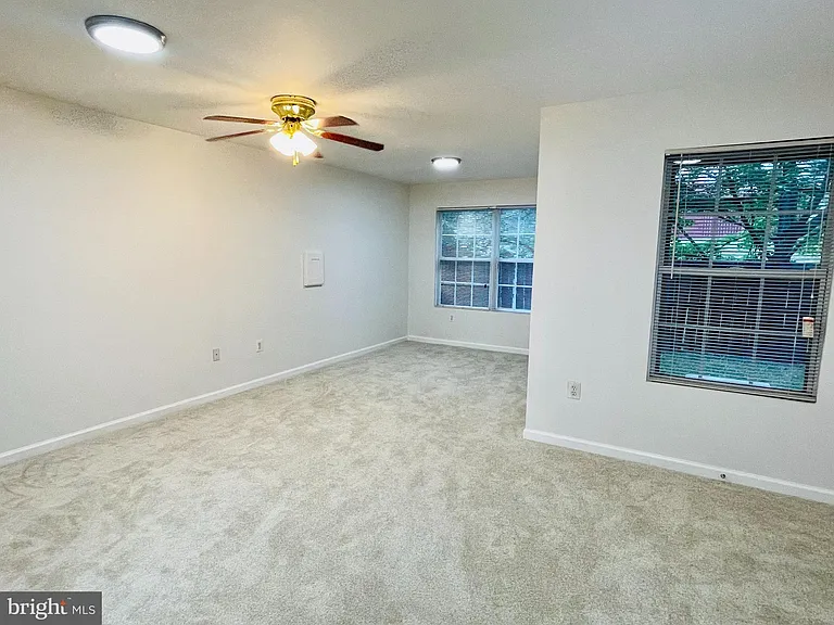 21065 Tyler Too Ter — Photo 16