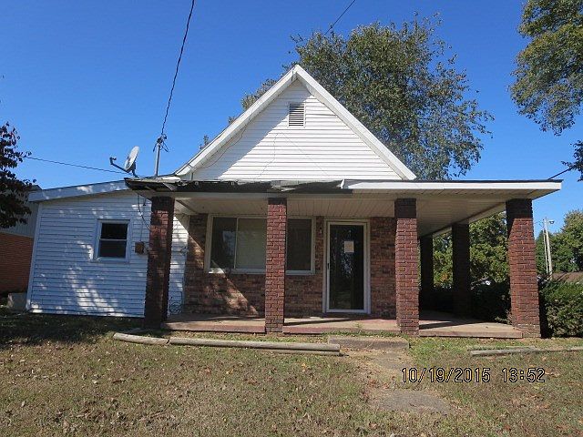 1st image of 204 Birch Dr