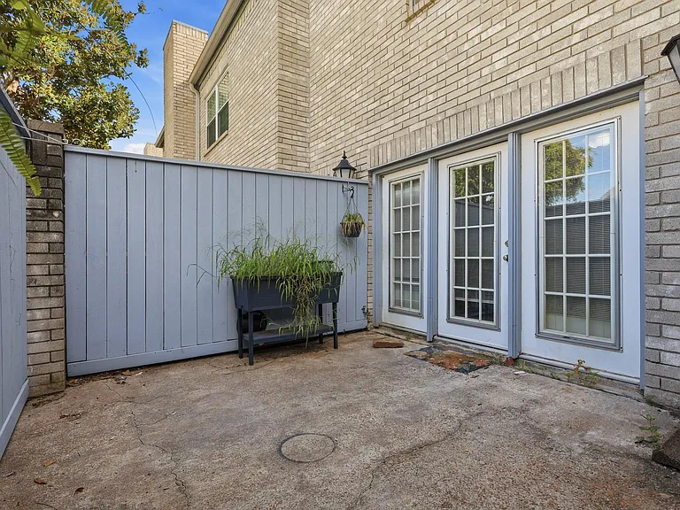 506 Wilcrest Dr #506 — Photo 19