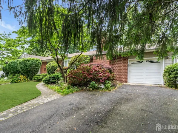3 Packard Rd, East Brunswick, NJ 08816