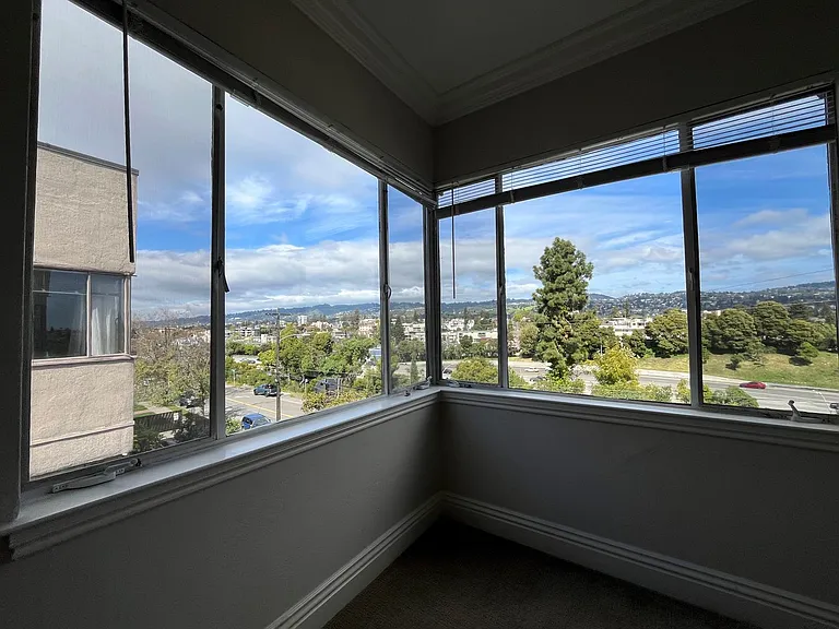 229 Macarthur Blvd #3A — Photo 7