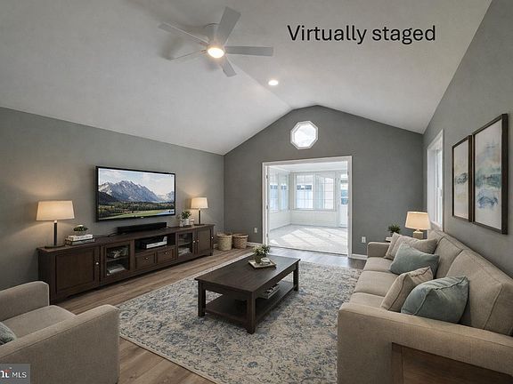 2nd image of 221 Hempt Rd