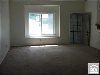 3rd image of 14590 Glenoak Pl