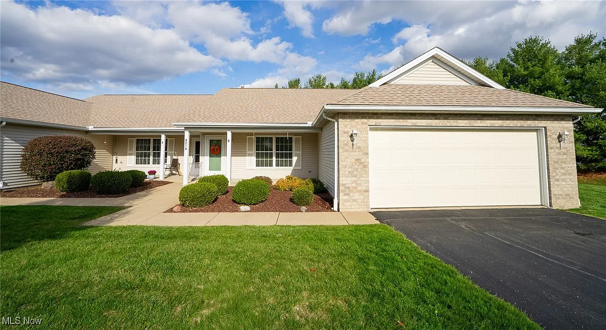 8218 Maramont Dr Unit B photo 1