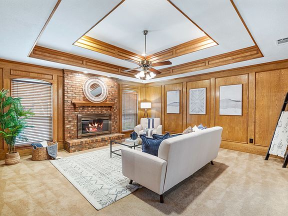 5th image of 533 Hidden Brooke Dr