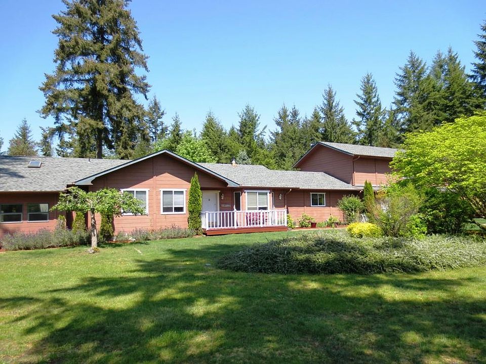 1st image of 2302 46th Ave NE