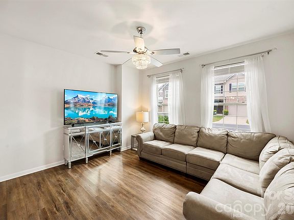 5th image of 5379 Orchid Bloom Dr