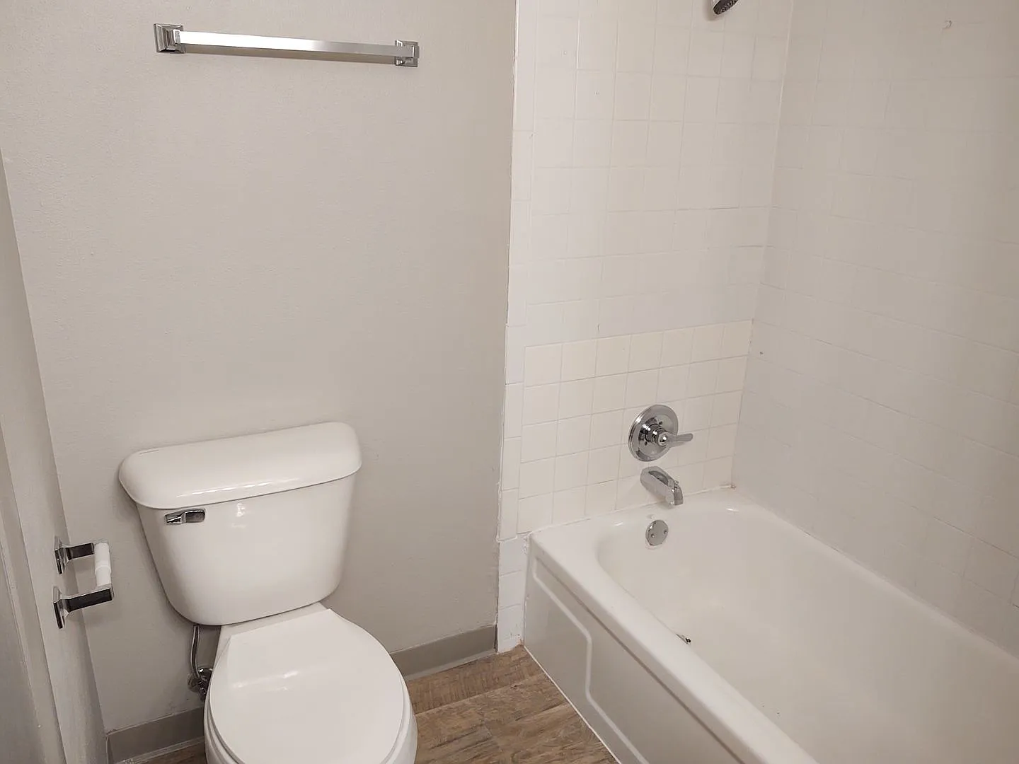 1441 Capitol Ave — Photo 3