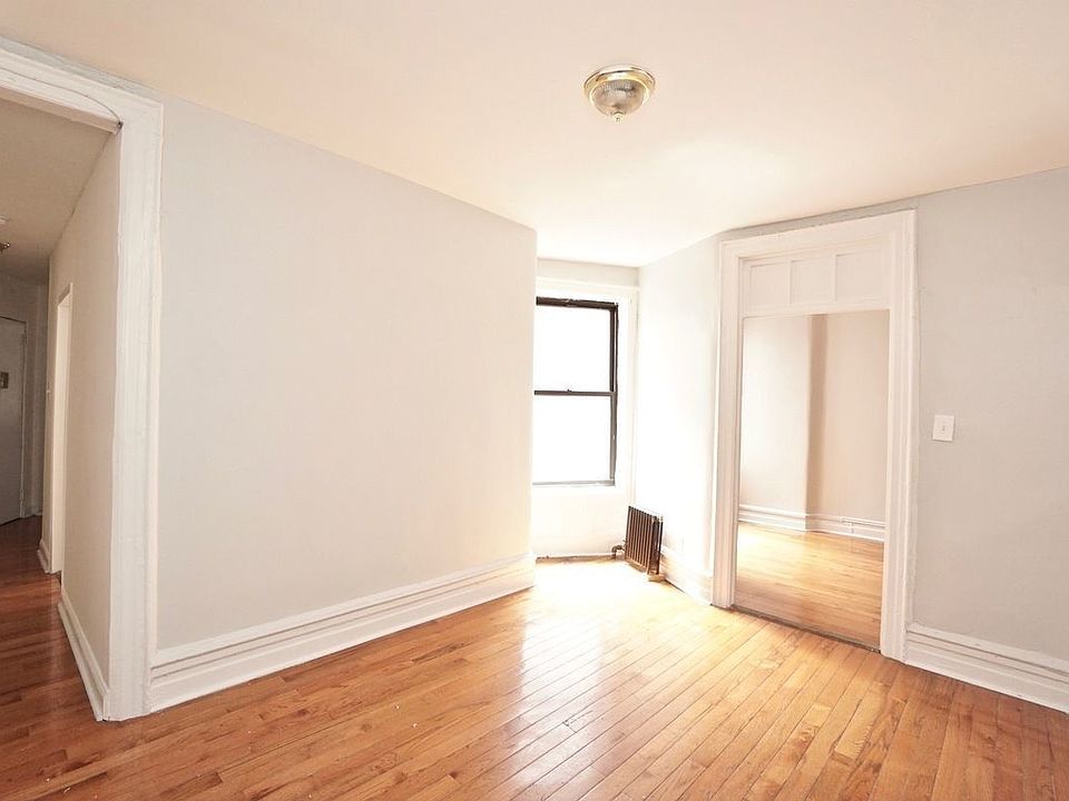 1st image of 2224 Amsterdam Ave APT 43