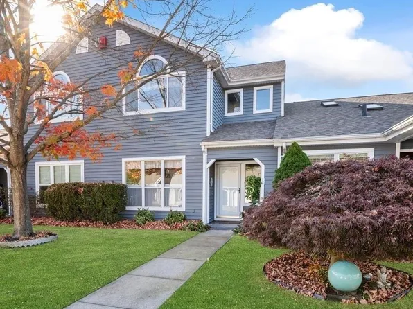 705 Spring Lake Drive #705, Middle Island, NY 11953