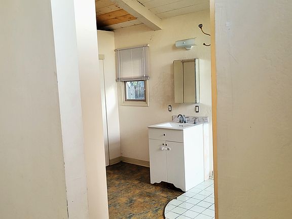2nd image of 1895 Lotman Dr