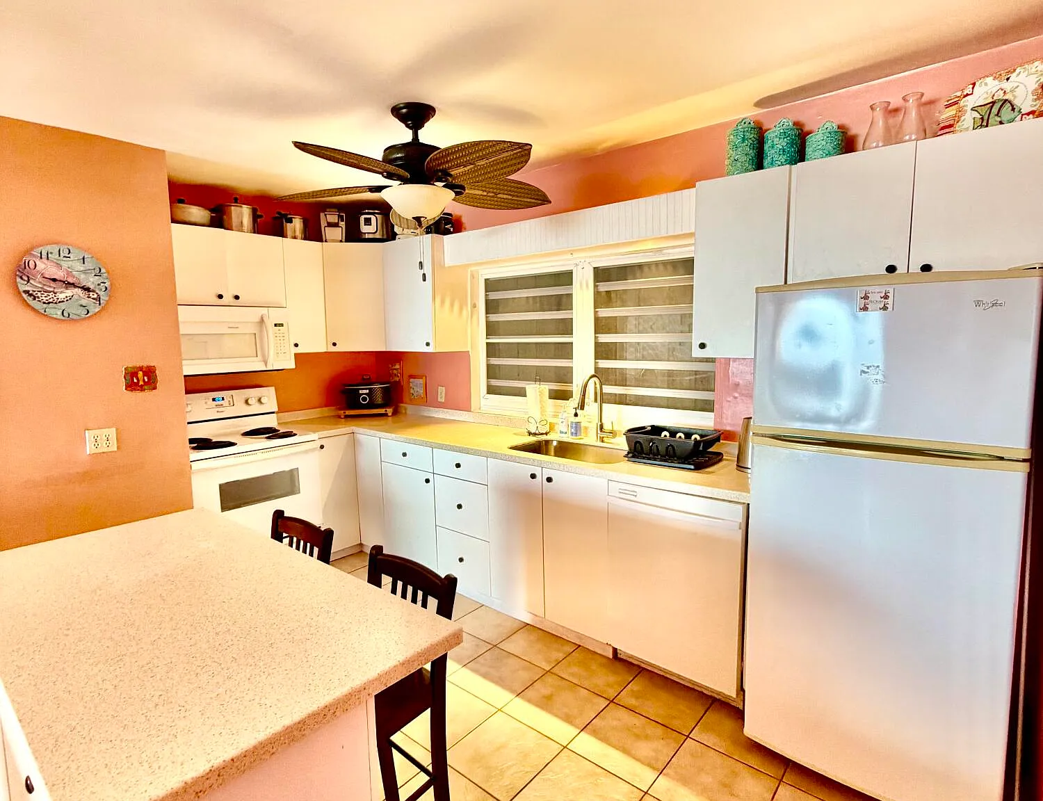 2 bed, 1200 sqft, $2,600 — Photo 3