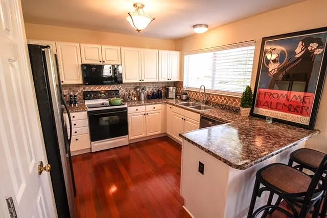 16924 Hickory Crest Dr — Photo 4