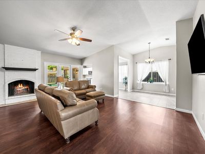 1341 Forestglen Dr, Lewisville, TX, 75067