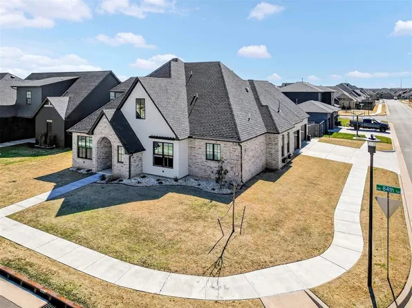 9308 NW 84th St, Yukon, OK 73099
