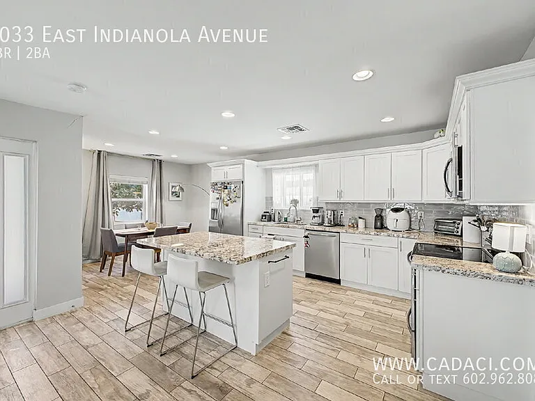 1033 E Indianola Ave — Photo 12