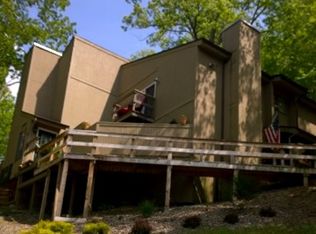 1 Galleries E, Huntington, WV 25701