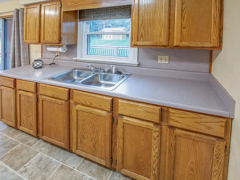 7430 Reeds Ln — Photo 9