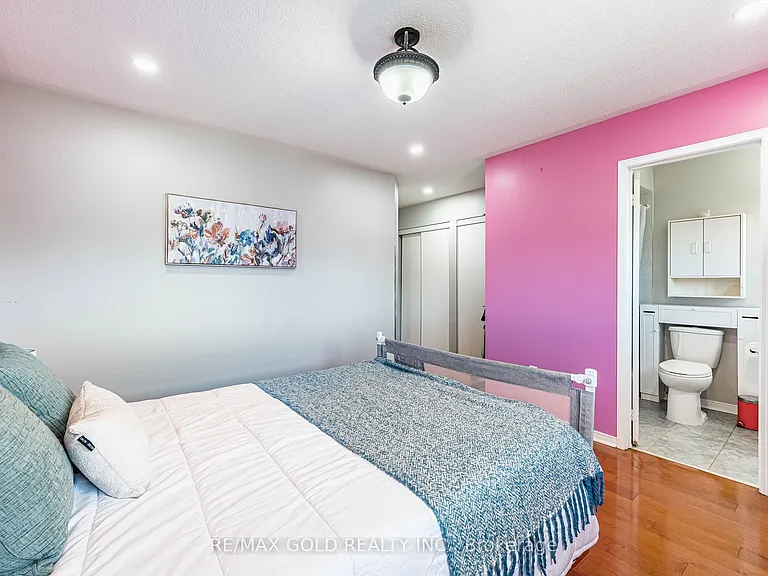 7 Roadmaster Ln — Photo 21